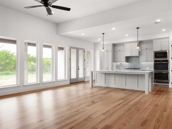 7104  Prairie Ridge Road , Argyle Texas 76226