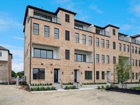6011  Laurel Lane , Addison Texas 75001
