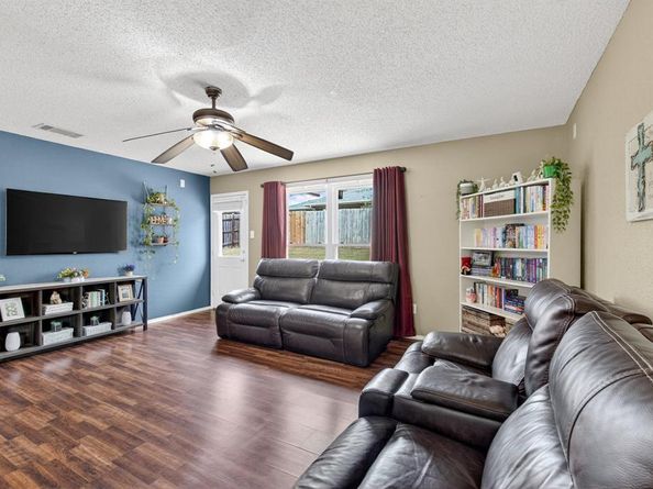 2737  Briscoe Drive , Fort Worth Texas 76108