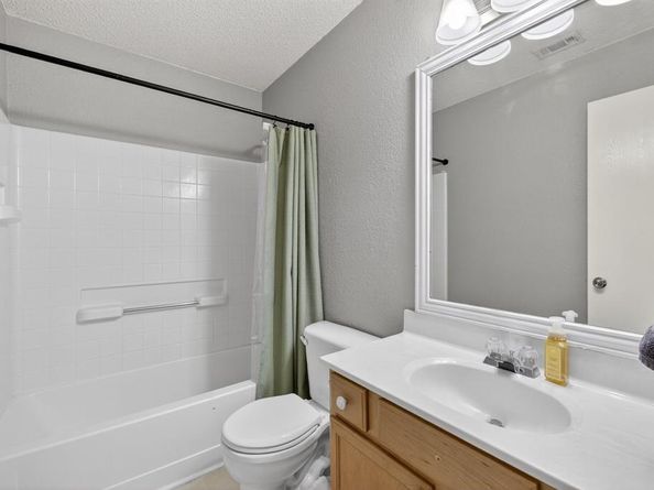 2737  Briscoe Drive , Fort Worth Texas 76108