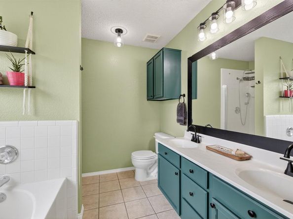 2737  Briscoe Drive , Fort Worth Texas 76108