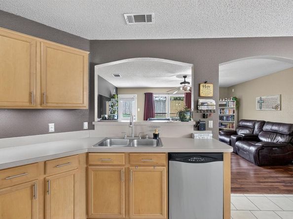 2737  Briscoe Drive , Fort Worth Texas 76108