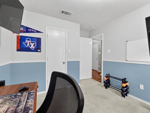 2737  Briscoe Drive , Fort Worth Texas 76108