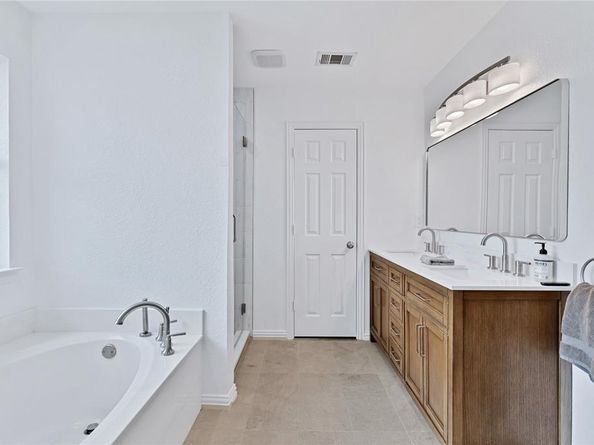 7636  Brittany Place , Fort Worth Texas 76137