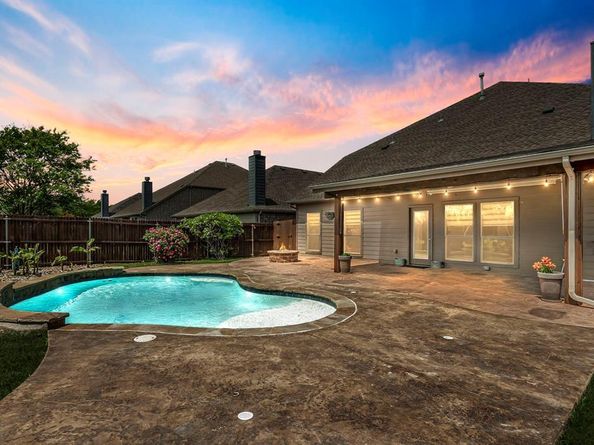10121  Sailboard Drive , McKinney Texas 75072