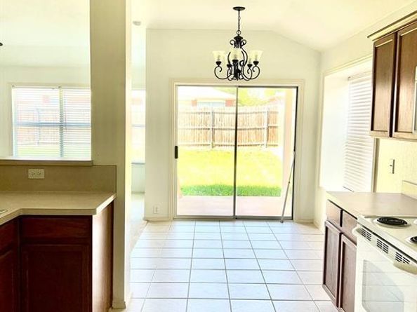 1737  White Feather Lane , Fort Worth Texas 76131