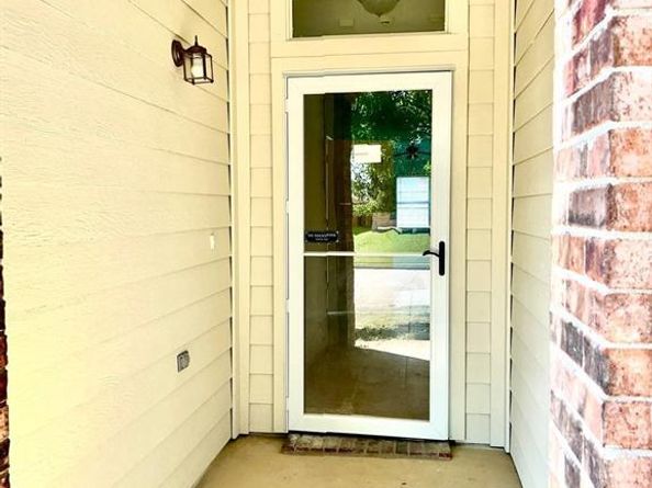 1737  White Feather Lane , Fort Worth Texas 76131