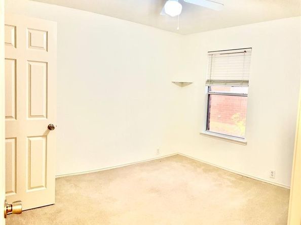 1737  White Feather Lane , Fort Worth Texas 76131