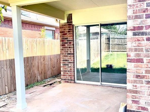 1737  White Feather Lane , Fort Worth Texas 76131