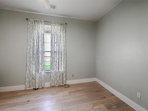 2037  Usa Drive , Plano Texas 75025