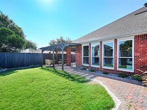 2037  Usa Drive , Plano Texas 75025