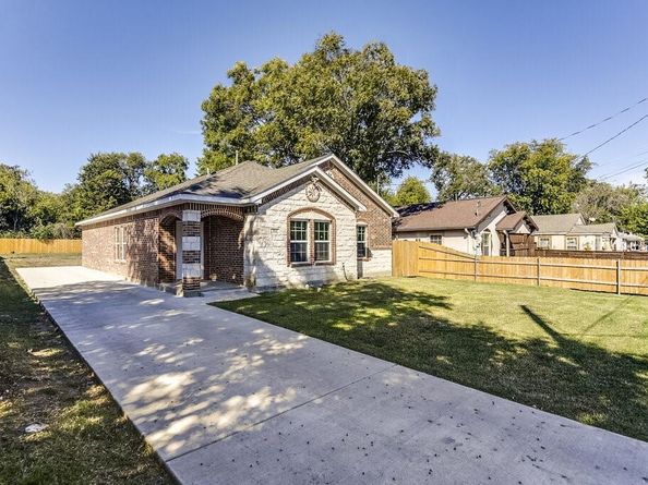 1830  Fernwood Avenue , Dallas Texas 75216