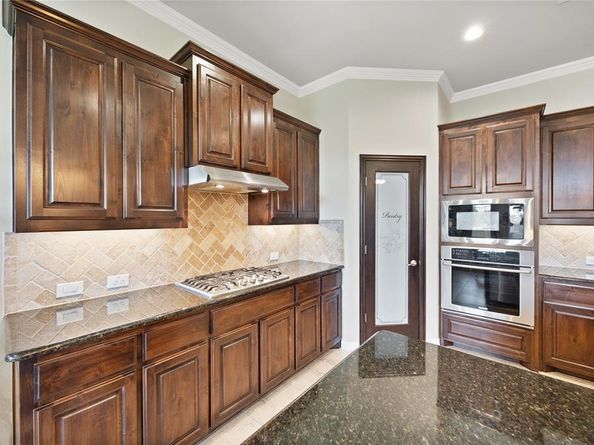 216  Equestrian Road , Hickory Creek Texas 75065