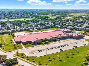 1268  Mountain Air Trail , Fort Worth Texas 76131