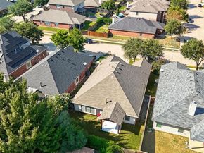 1268  Mountain Air Trail , Fort Worth Texas 76131