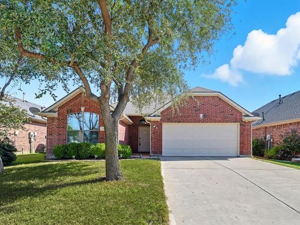 1268  Mountain Air Trail , Fort Worth Texas 76131