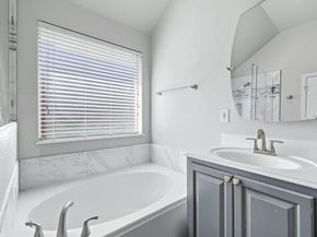 1268  Mountain Air Trail , Fort Worth Texas 76131