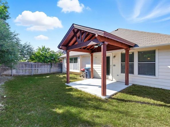 1268  Mountain Air Trail , Fort Worth Texas 76131