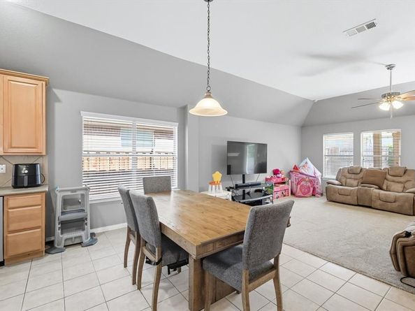 1268  Mountain Air Trail , Fort Worth Texas 76131