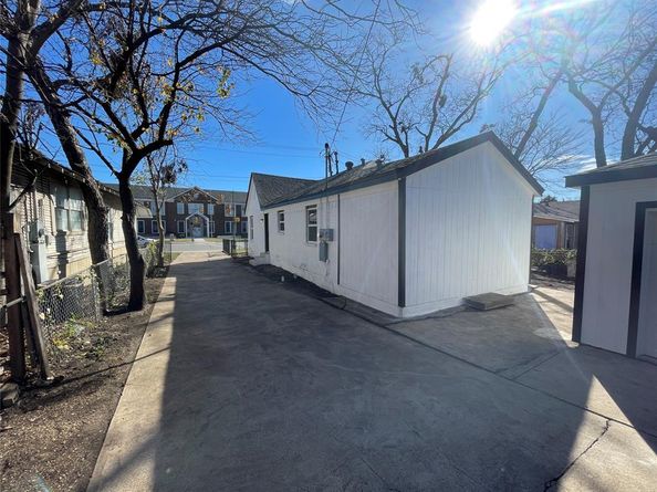 6011 E Grand Avenue , Dallas Texas 75223