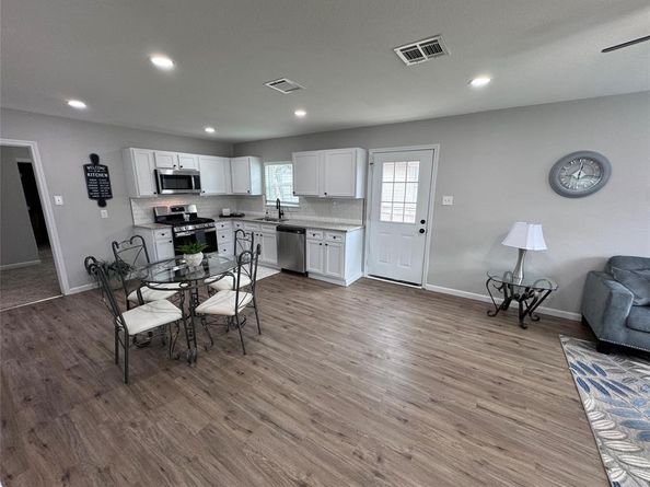 6011 E Grand Avenue , Dallas Texas 75223