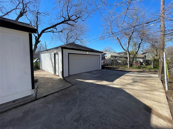 6011 E Grand Avenue , Dallas Texas 75223