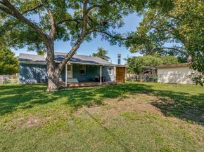 2632  San Marcus Avenue , Dallas Texas 75228