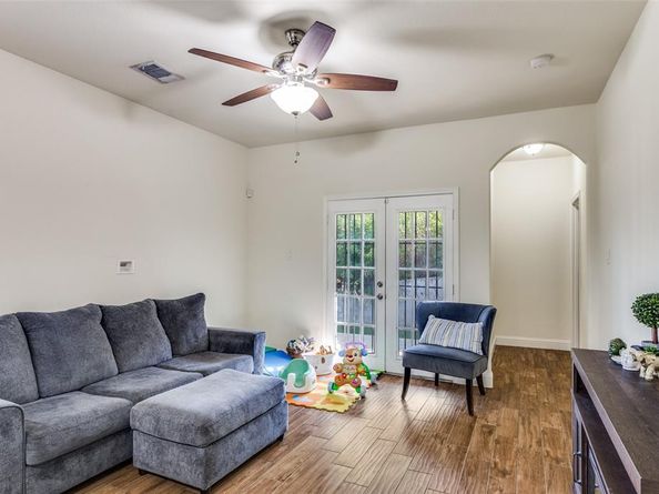 2901 NW 18th Street , Fort Worth Texas 76106