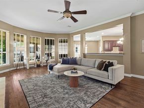 2070  Azalea Trail , Irving Texas 75063