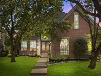 2070  Azalea Trail 