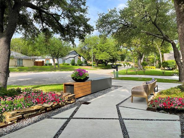 6802  Bert Lane , Dallas Texas 75240