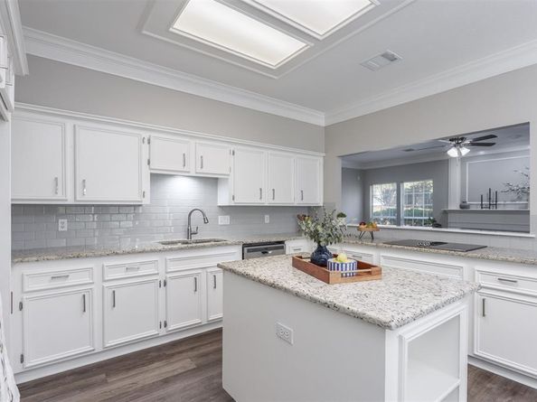 1205  Osceola Trail , Carrollton Texas 75006