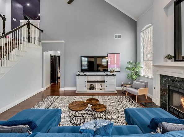 1529  Arrowhead Lane , Carrollton Texas 75007