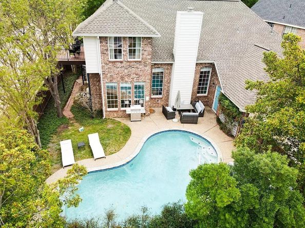 1529  Arrowhead Lane , Carrollton Texas 75007