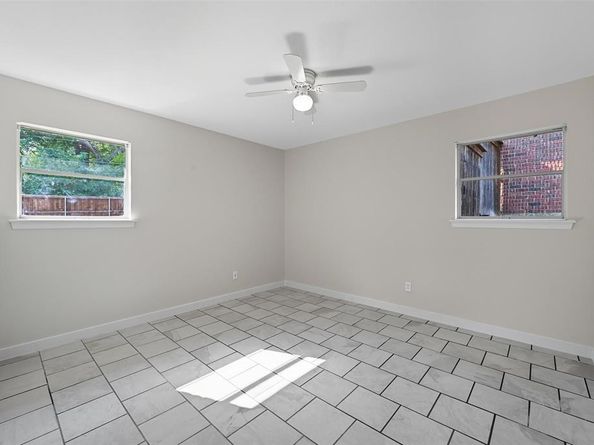 933  Wade Drive , Bedford Texas 76022