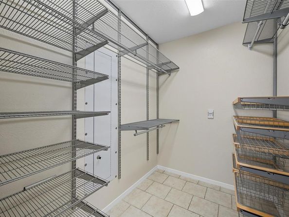 933  Wade Drive , Bedford Texas 76022