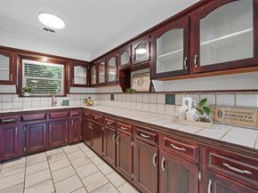 933  Wade Drive , Bedford Texas 76022