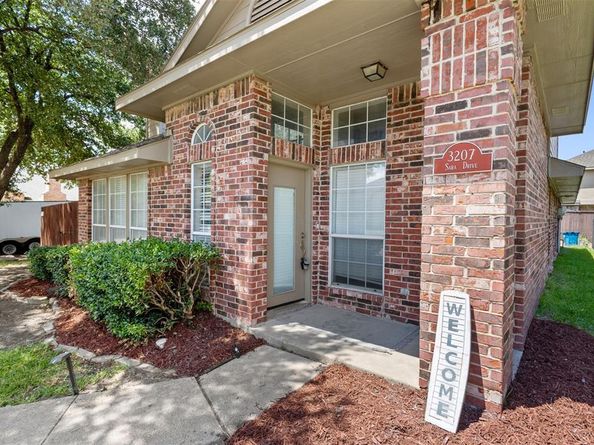 3207  Sara Drive , Rowlett Texas 75088