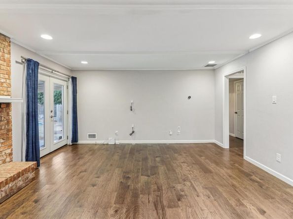 13745  Rolling Hills Lane , Dallas Texas 75240