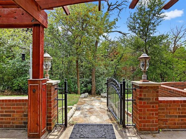 941  Topaz Lane , Oak Point Texas 75068