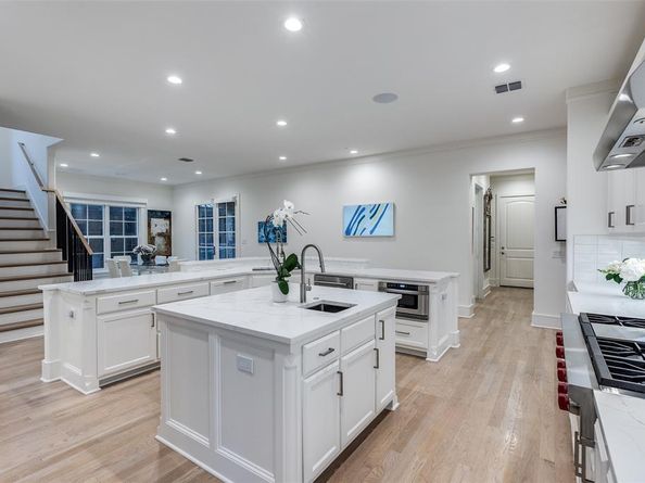 4254  Ridge Road , Dallas Texas 75229