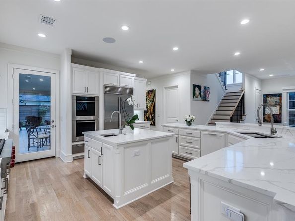 4254  Ridge Road , Dallas Texas 75229