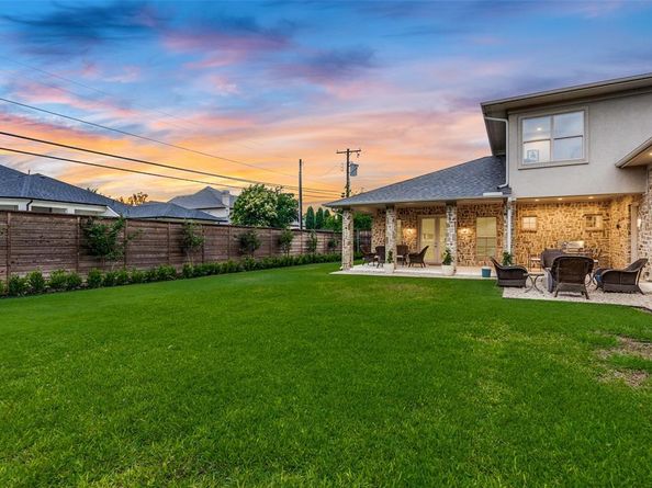 4254  Ridge Road , Dallas Texas 75229