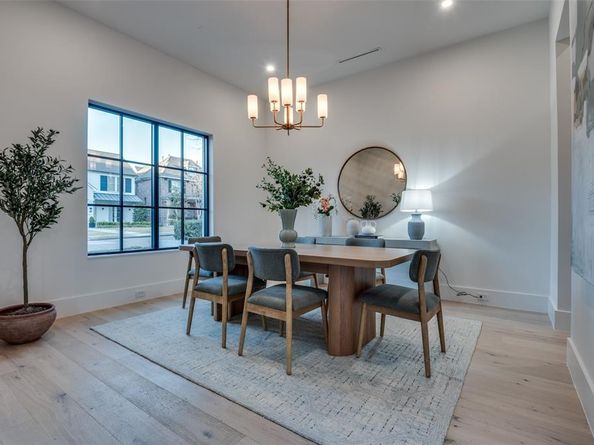 4910 W Hanover Avenue , Dallas Texas 75209
