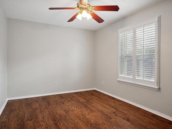 2027  Lavaca Trail , Carrollton Texas 75010