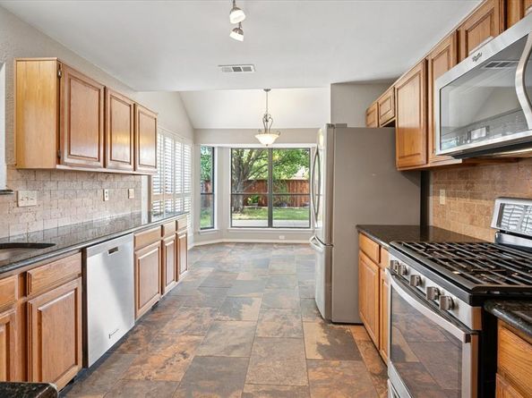 2027  Lavaca Trail , Carrollton Texas 75010