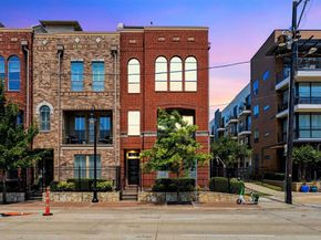 912 S Cesar Chavez Boulevard , Dallas Texas 75201