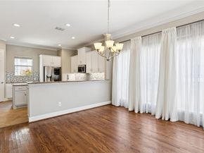 912 S Cesar Chavez Boulevard , Dallas Texas 75201