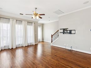 912 S Cesar Chavez Boulevard , Dallas Texas 75201