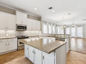 912 S Cesar Chavez Boulevard , Dallas Texas 75201